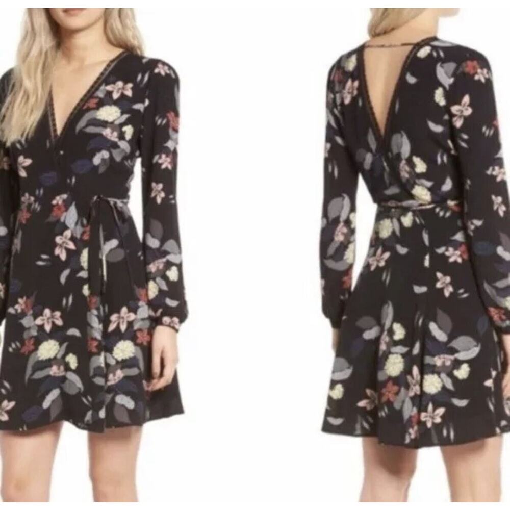 ASTR V Neck Black Floral Long Sleeve Mini‎ Wrap Dress Medium Spring Party
